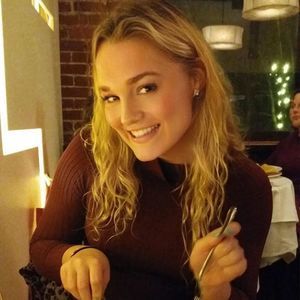 Meet your Posher, Aileen